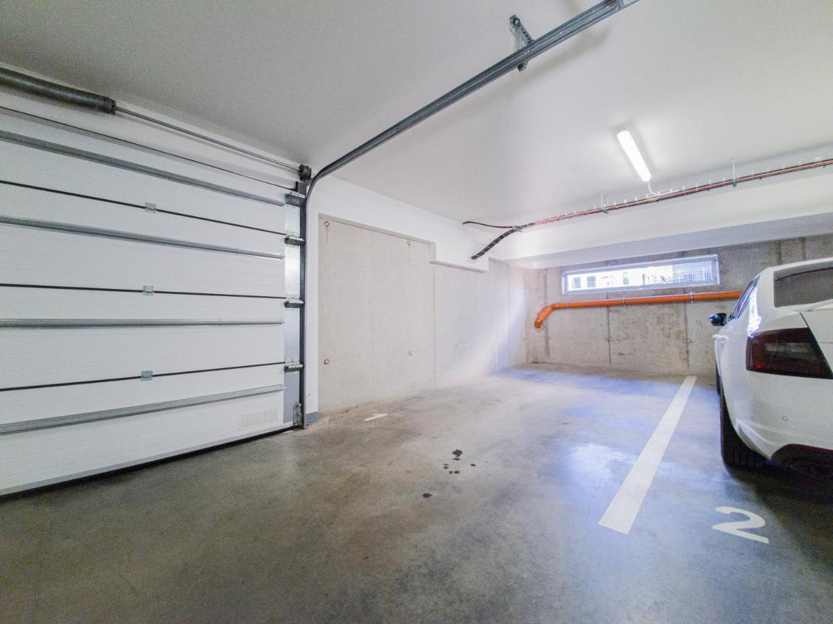 Modern Flat With Large Terrace Daire Hradec Králové Dış mekan fotoğraf