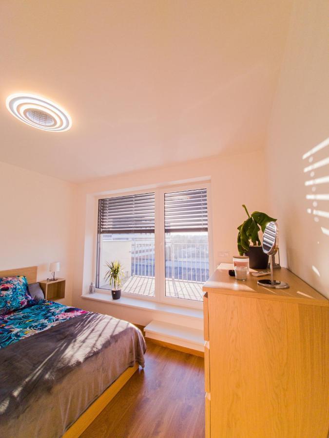 Modern Flat With Large Terrace Daire Hradec Králové Dış mekan fotoğraf